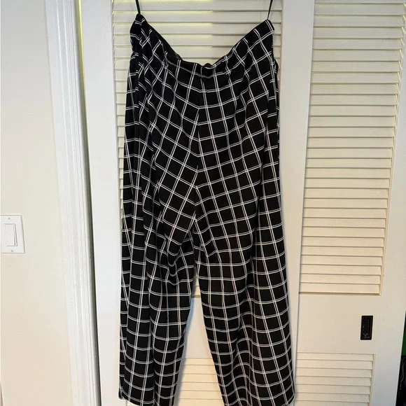 BloomChic Black and Gray Plaid Pants - Picture 3 of 6